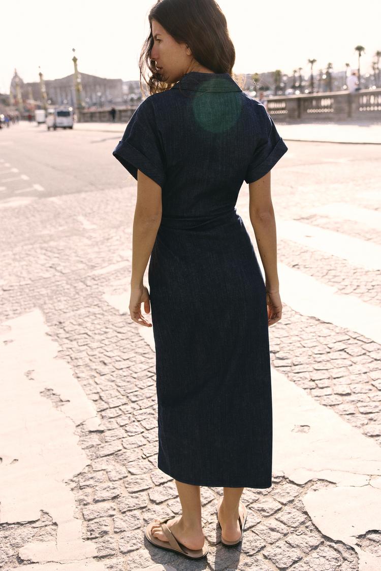Vestido midi de denim elegante
