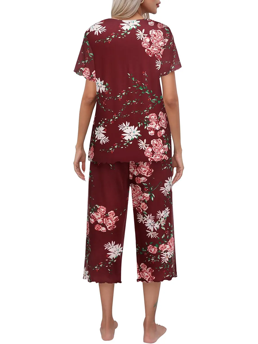 Pijama con top y pantalón estampado
