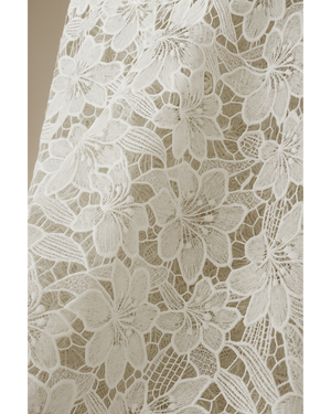 Elvira | Vestido largo de encaje lujoso