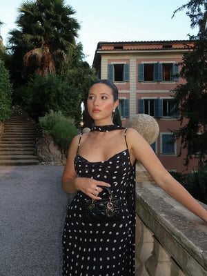 Vestido largo con volantes de lunares