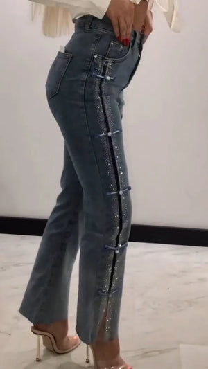 Vaqueros ajustados con abertura