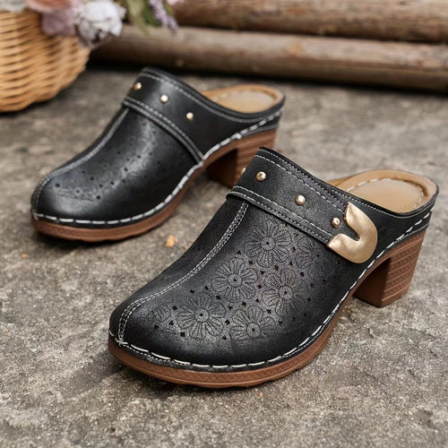 Sandalias gruesas con punta cerrada y sin cordones